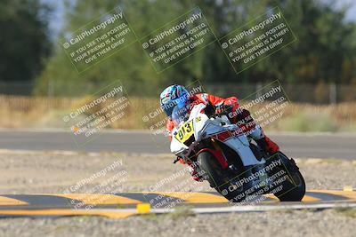 media/Oct-07-2023-CVMA (Sat) [[f84d08e330]]/Race 12 Amateur Supersport Open/